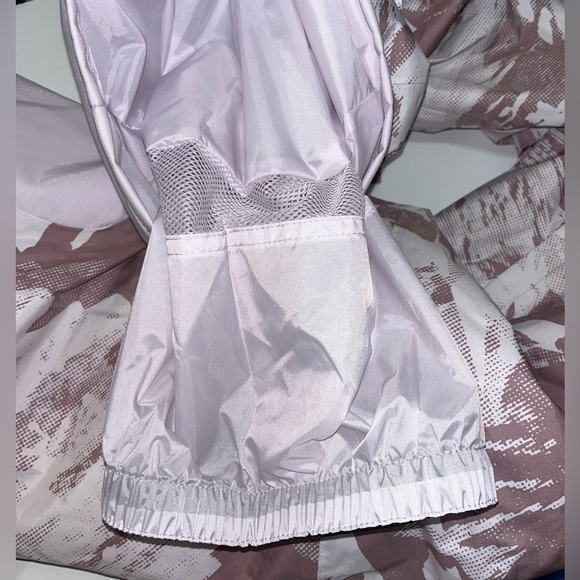 The North Face Freedom Insulated Pants Lavender Fog Tonal Mountainscape Print 2X - Picture 14 of 16